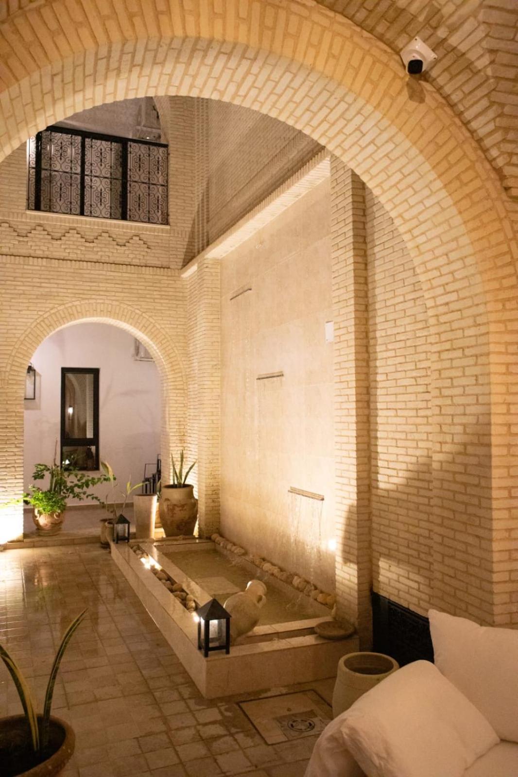 Bed and Breakfast Dar Fatima à Tozeur Extérieur photo